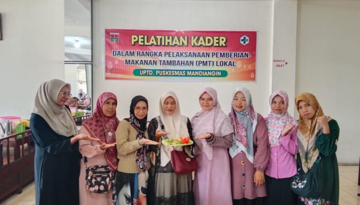 “Dimsum Aywo” dan Peran Kader Posyandu: Pelatihan PMT Lokal Bukittinggi Sumbar Jadi Sorotan! 2 WhatsApp Image 2025 06 30 at 17.14.59 a63c8803