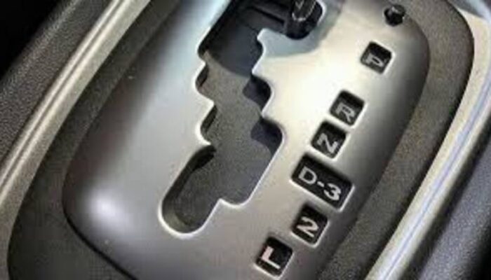 Cara Menyetir Mobil Matic untuk Pemula: Praktis, Gampang, dan Anti Ribet! 2 images 21 1