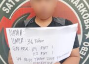 Polres Tebo Bekuk Pengedar Sabu di Rimbo Bujang, 13 Paket Sabu Diamankan 10 Polres Tebo Bekuk Pengedar Sabu di Rimbo Bujang, 13 Paket Sabu Diamankan