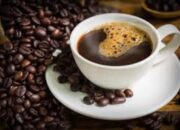 Minum Kopi Bikin Perut Mulas dan Ingin BAB? Ini Penjelasan Medisnya! 11 Minum Kopi Bikin Perut Mulas dan Ingin BAB? Ini Penjelasan Medisnya!