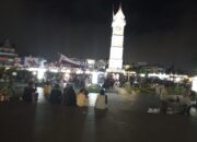 Bertahan di Bawah Dingin Jam Gadang: Cerita Pedagang Kecil dan Harapan yang Tak Pernah Padam 11 Bertahan di Bawah Dingin Jam Gadang: Cerita Pedagang Kecil dan Harapan yang Tak Pernah Padam