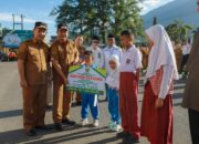 Bukti Nyata Kepedulian: Pemkab Pasaman Sumbar Luncurkan Program Seragam Sekolah Gratis untuk SD–SMP 15 Bukti Nyata Kepedulian: Pemkab Pasaman Sumbar Luncurkan Program Seragam Sekolah Gratis untuk SD–SMP