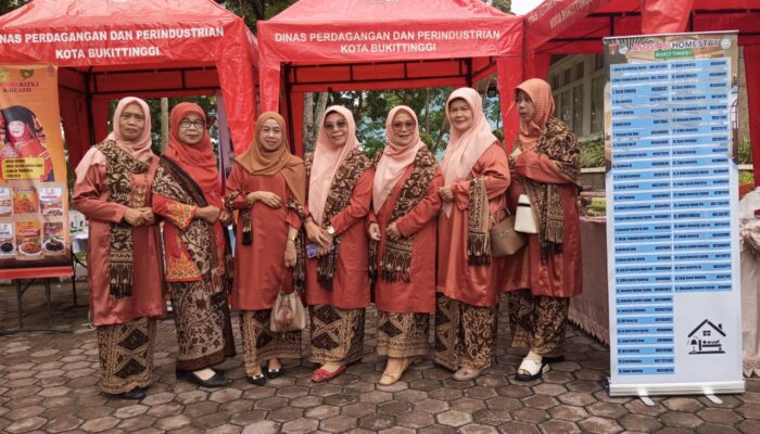 Homestay Bukittinggi Bersatu: Ekonomi Jalan, Ibu-Ibu Tetap Semangat dan Awet Muda