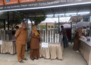 Kepsek SMAN 2 Bukittinggi Pantau Antusias Siswa Nikmati Menu Perdana MBG