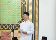 Safari Ramadan di Benai, Wabup Kuansing Serahkan Bantuan Rumah Layak Huni Rp55 Juta